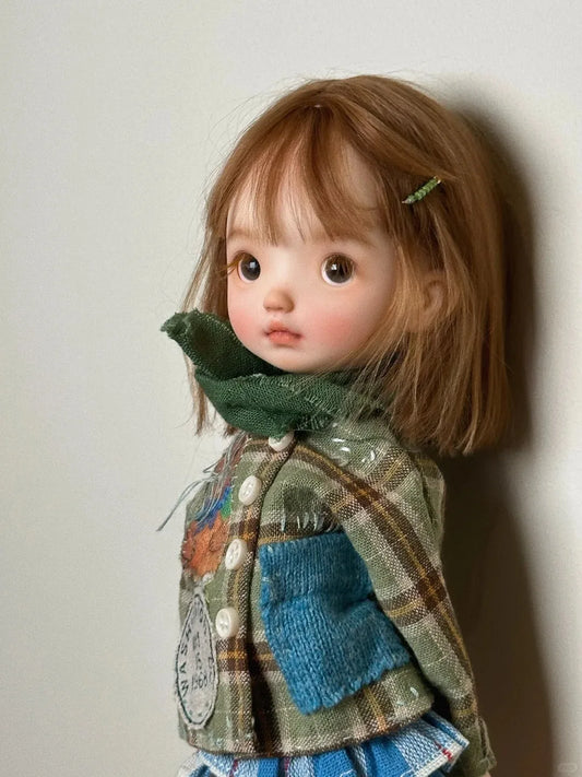 Female Doll Special Body Blue Bean Resin Toy